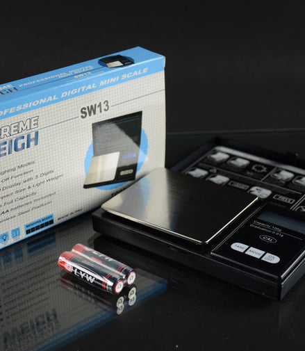 Supreme Weight SW013 Digital Scale - LA Wholesale Kings
