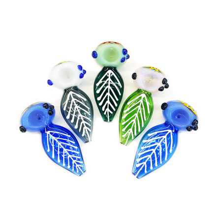 4.5" Leaf Design Hand Pipe with Reversal Art