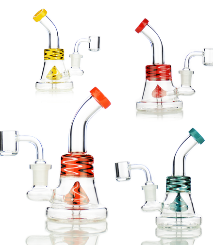 5.5" Dab Rig Water Pipe with Kisses Shower and 14mm Male Quartz Banger